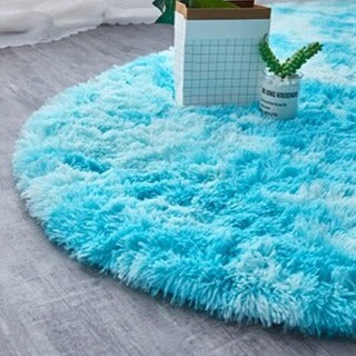 Zachte blauwe ovale shaggy bedmat