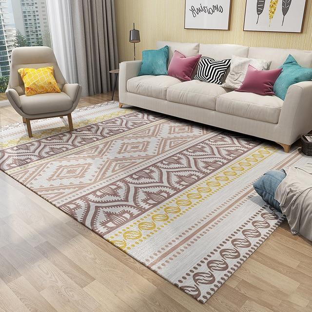 Beige en roze vloerkleed etnisch