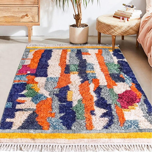 Abstract Berber vloerkleed voor eetkamer