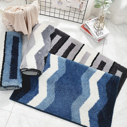 Zwart-witte badmat met zigzag patroon