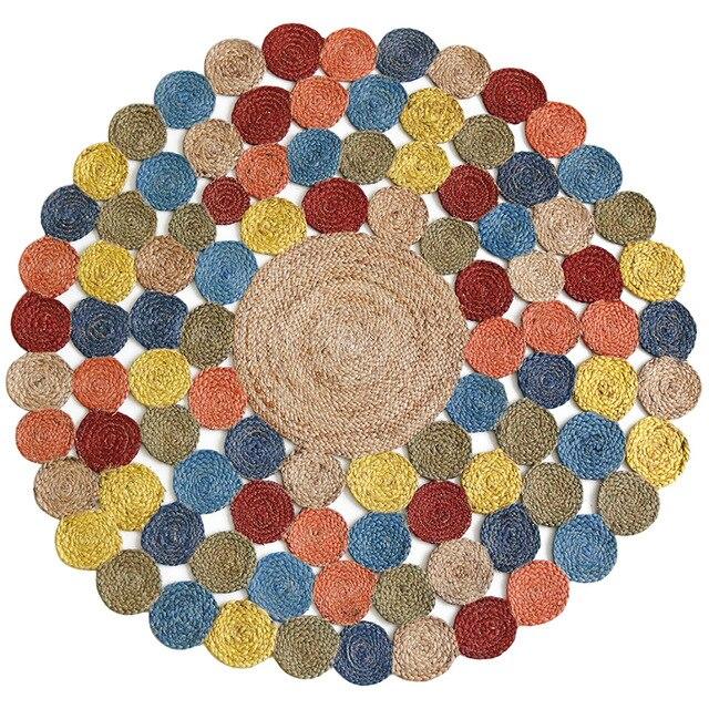 Rond gekleurd vloerkleed van jute