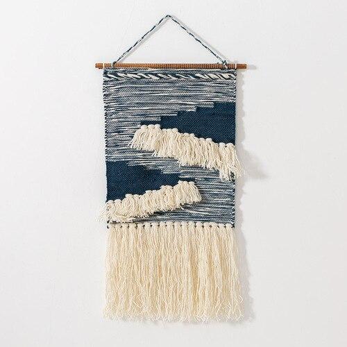 Geweven wandkleed in donkerblauw en wit