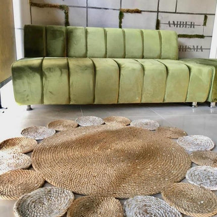 Rond tweekleurig vloerkleed van jute